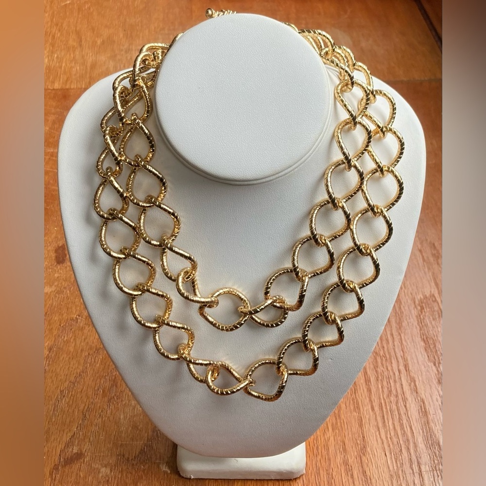 LANDAU Gold Tone Chain Link Necklace